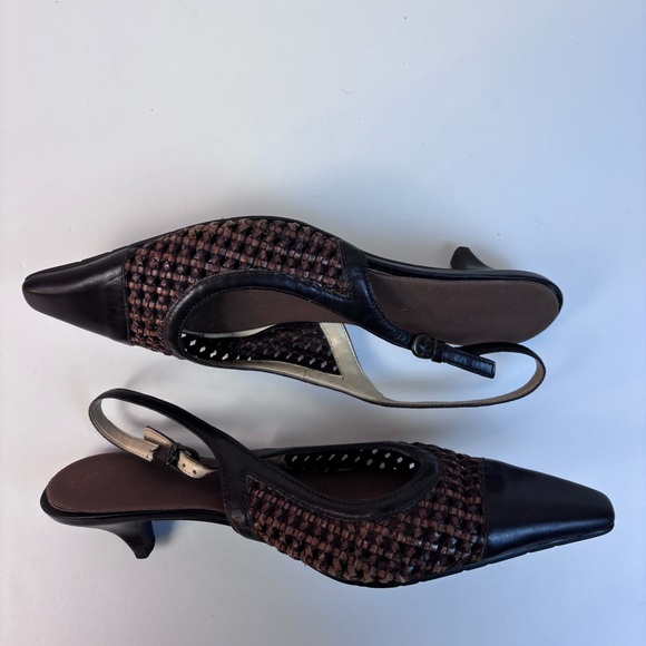 Vintage Etienne Aigner Leather Slingback Pumps Kitten Heel Pointed Toe Size 7 - Picture 10 of 15